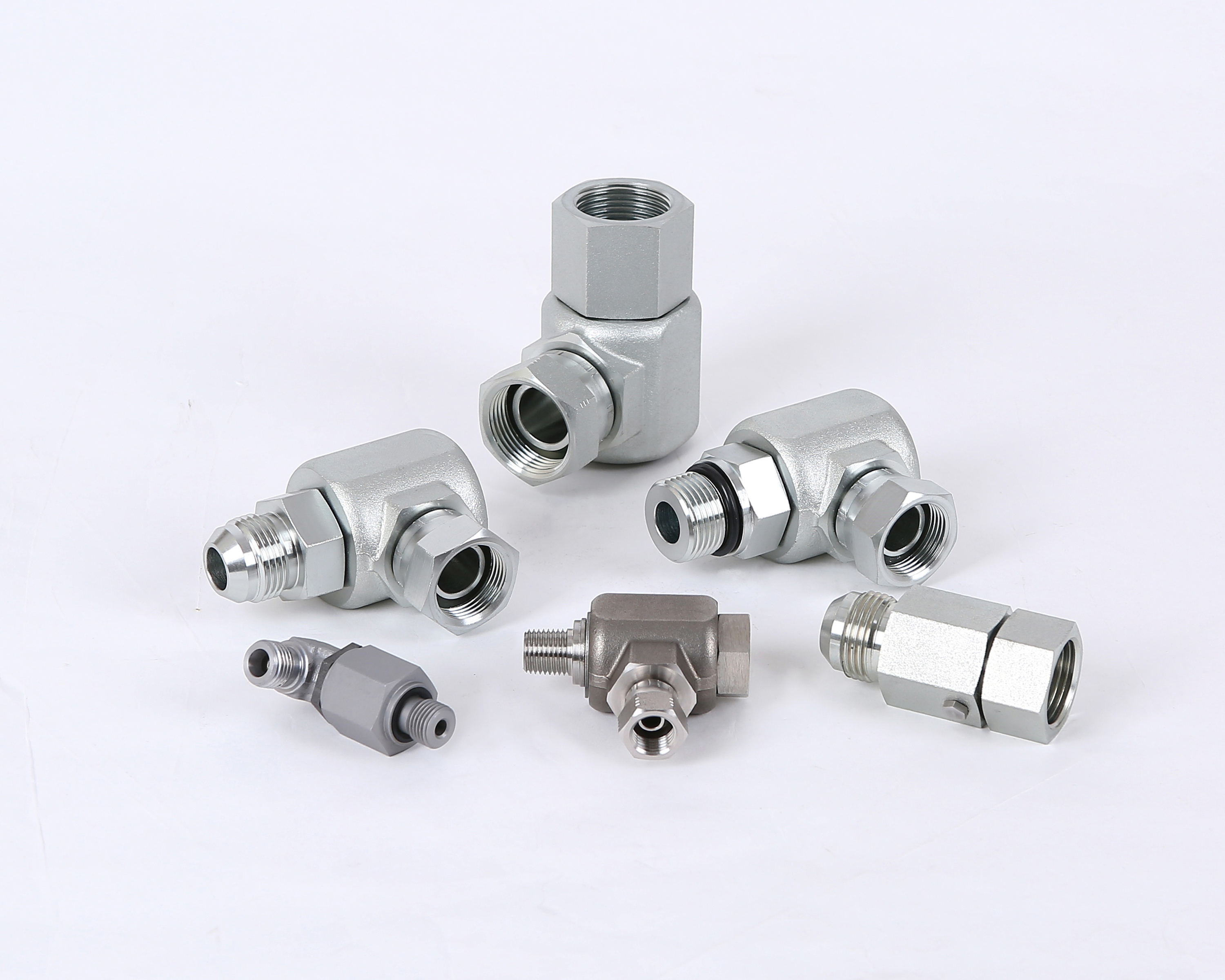 Swivel rotary fittings